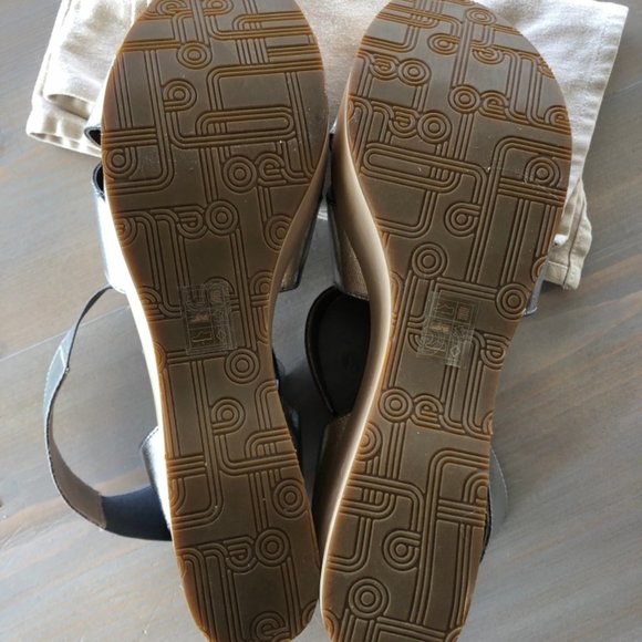 Belle Sigerson Morrison Silver Platform Sandals - Picture 9 of 9